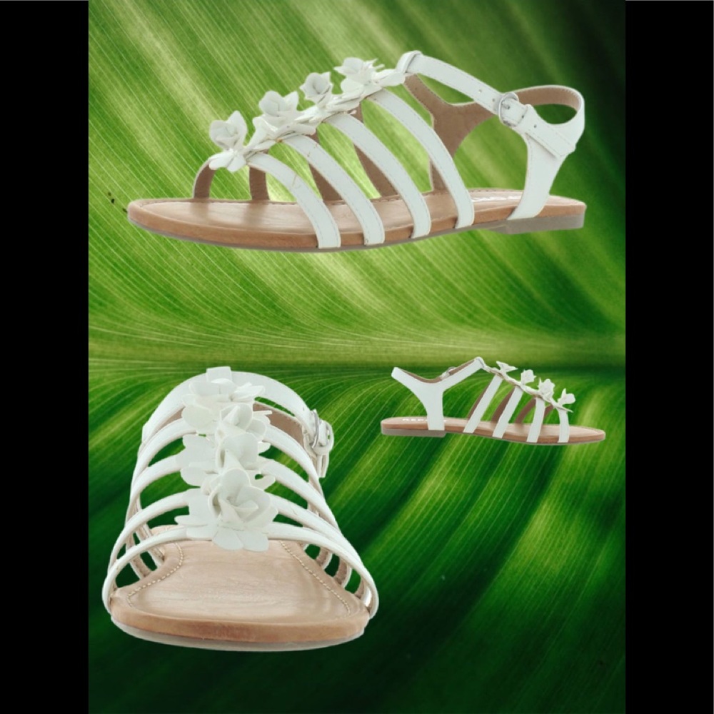 NWT Report Girl’s Carmenia Sandals